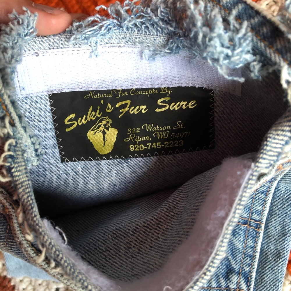 Vtg upcylced mini bag with butterfly - Picture 3 of 5